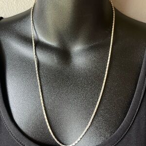 18 K  White Gold Plated Mesh Tube Chain 22”